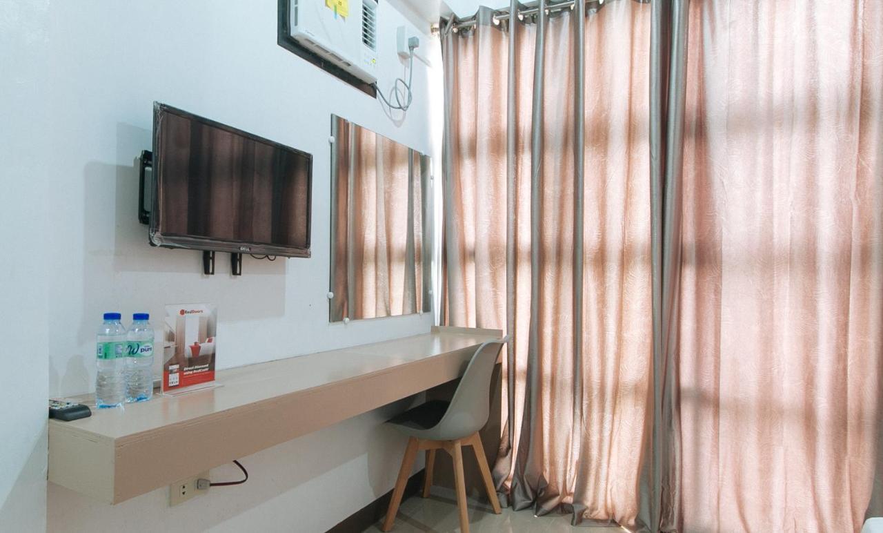 Reddoorz Near Iloilo International Airport Hotel Cabatuan Екстериор снимка