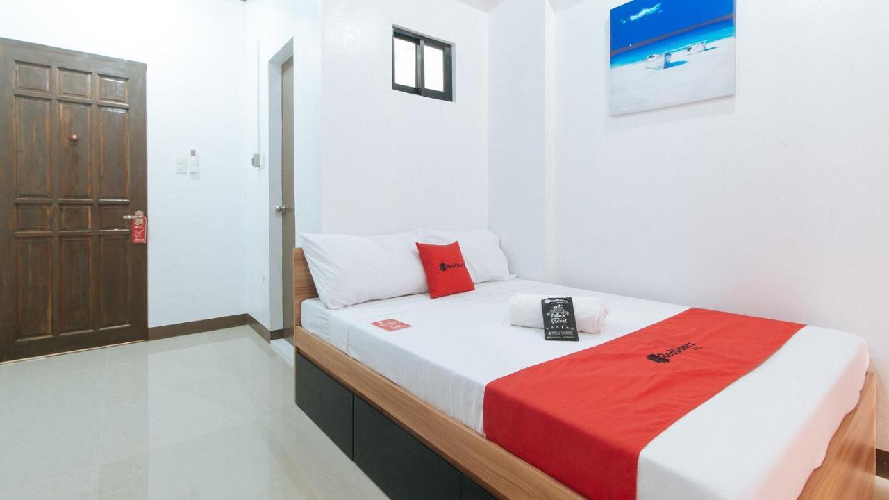 Reddoorz Near Iloilo International Airport Hotel Cabatuan Екстериор снимка